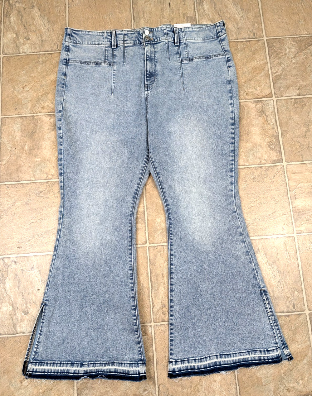 SO sz 24/42W Jeans high rise flare slit leg stretchy blue back pockets 0506